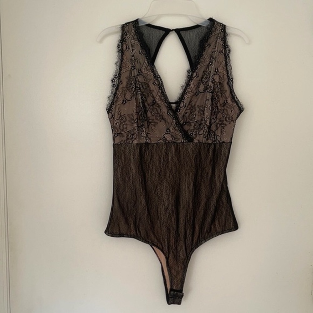 Ember Black/Nude Body Size Medium NWT